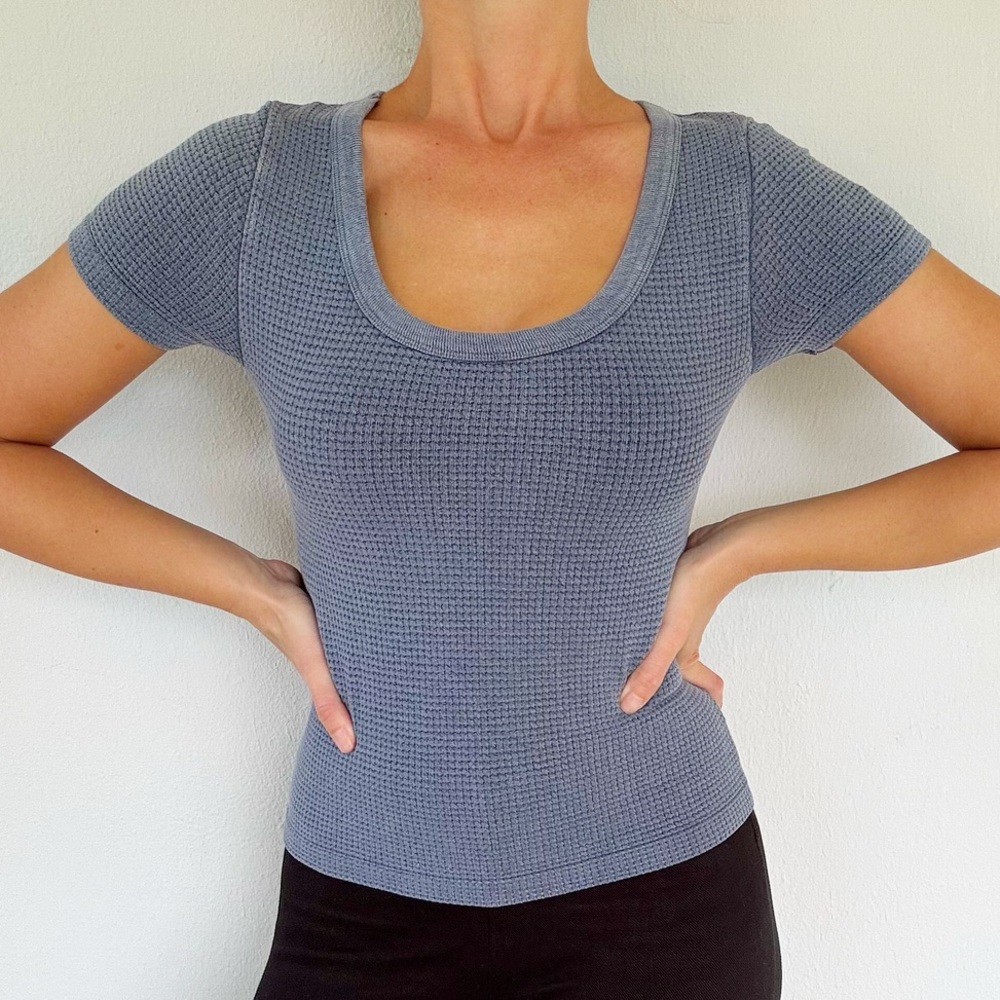 Gypsy + Jade blue waffle knit scoop neck thermal short sleeve tee size S/M